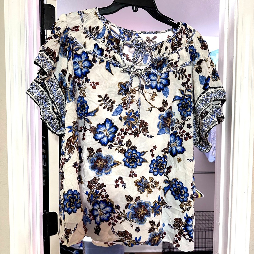 Flowy boho blouse